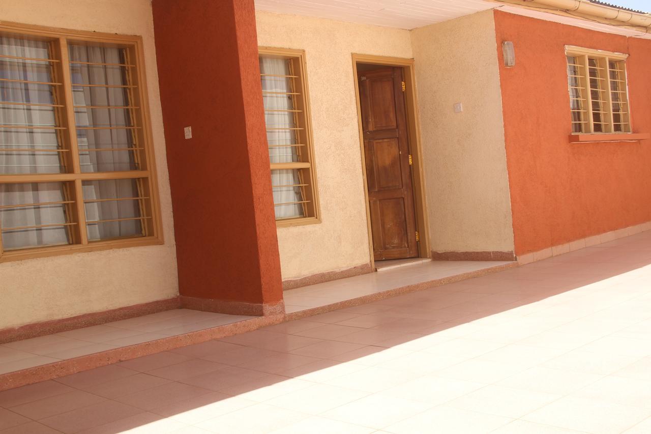 Bomen Hotel Isiolo Eksteriør billede