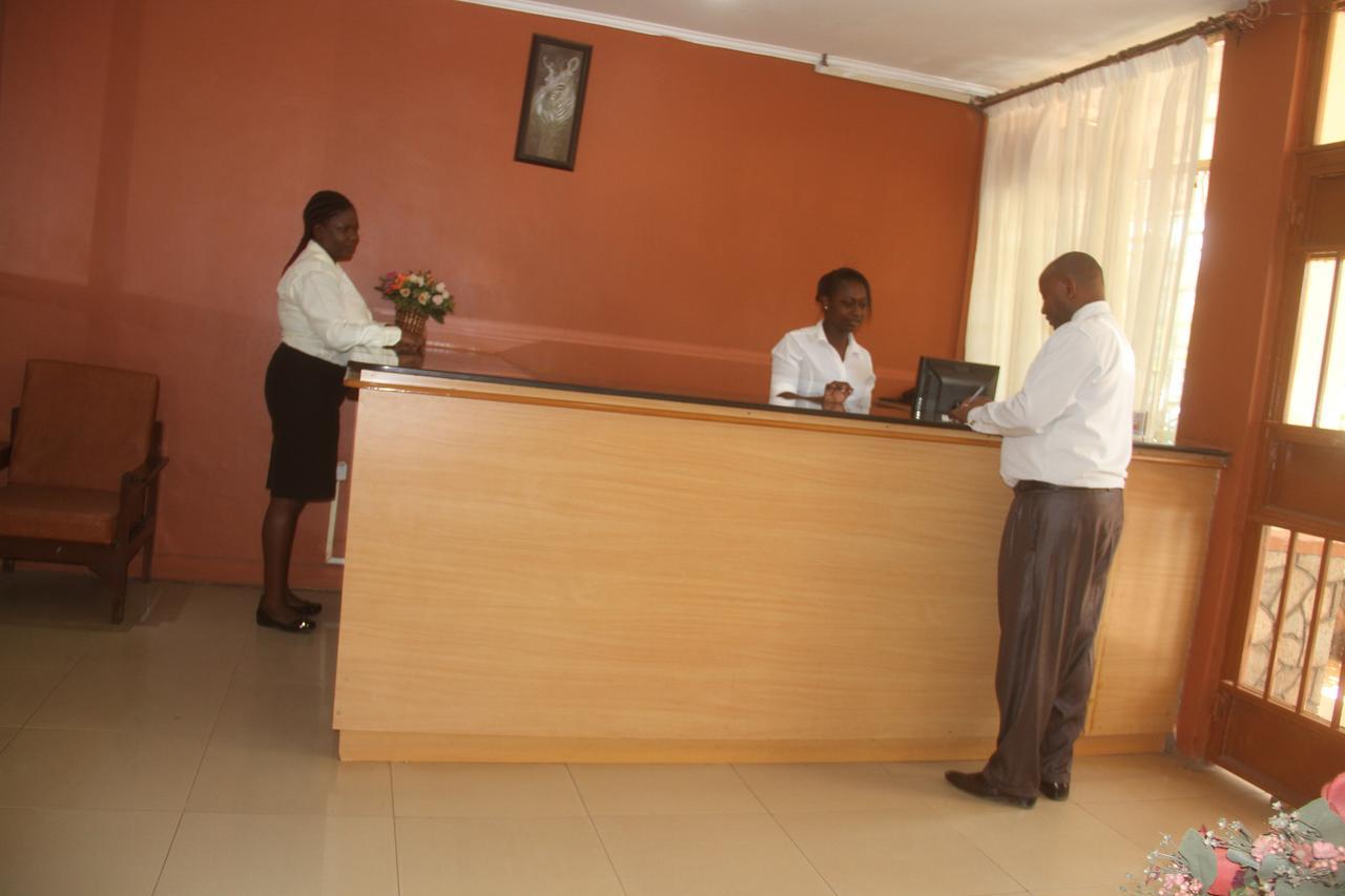 Bomen Hotel Isiolo Eksteriør billede