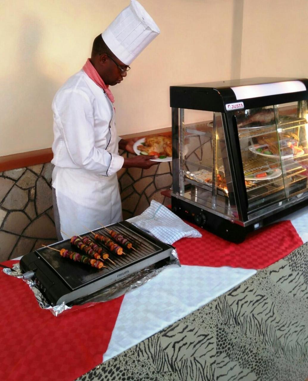 Bomen Hotel Isiolo Eksteriør billede